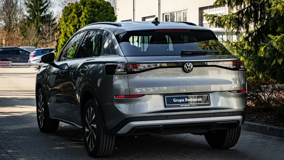 VOLKSWAGEN T-ROC -