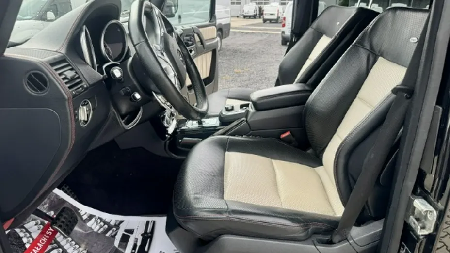 MERCEDES-BENZ Klasa G -