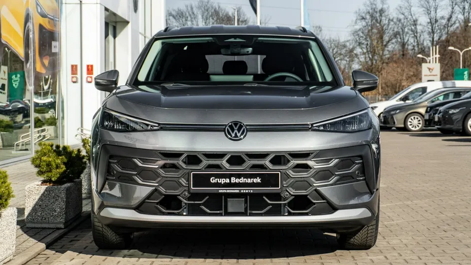VOLKSWAGEN T-ROC -