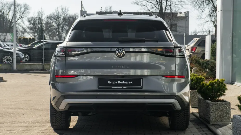 VOLKSWAGEN T-ROC -