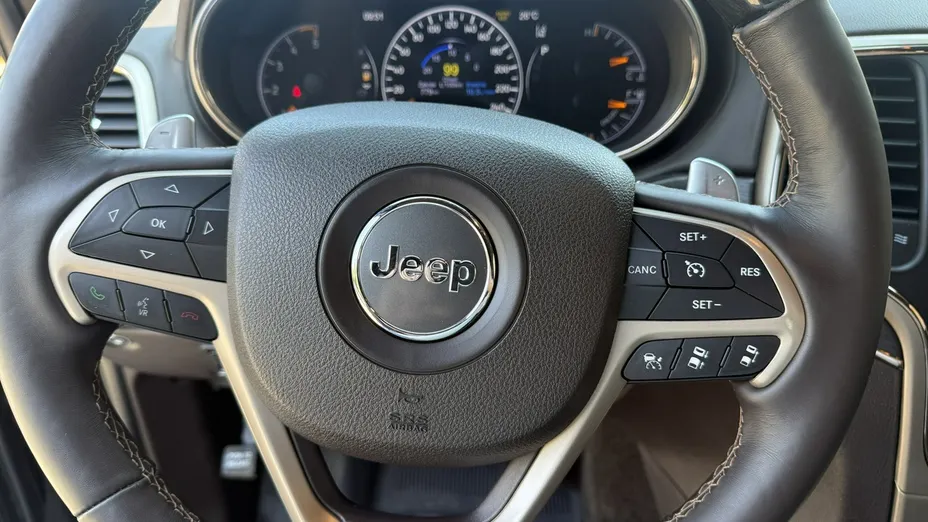 JEEP Grand Cherokee -