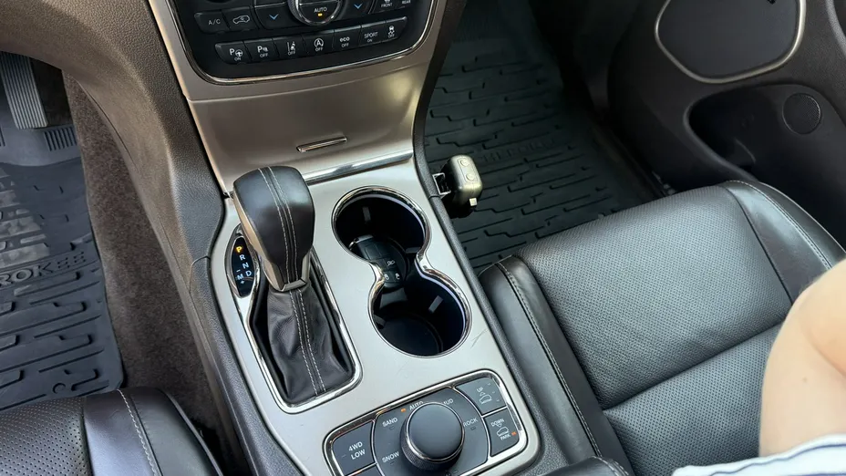 JEEP Grand Cherokee -