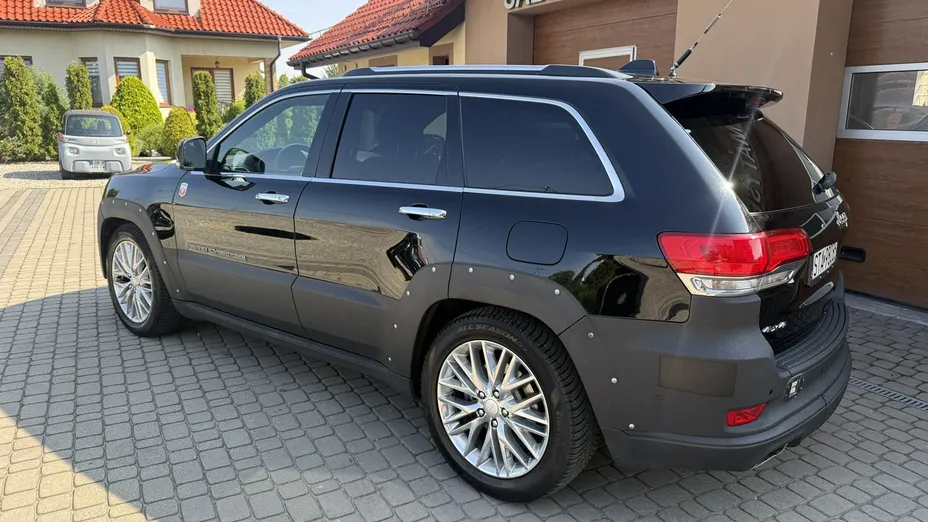 JEEP Grand Cherokee -