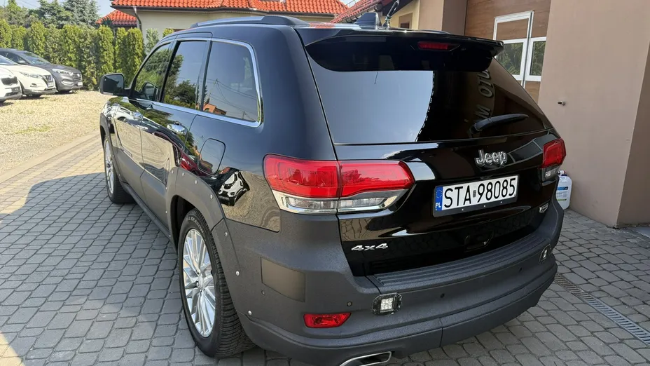 JEEP Grand Cherokee -