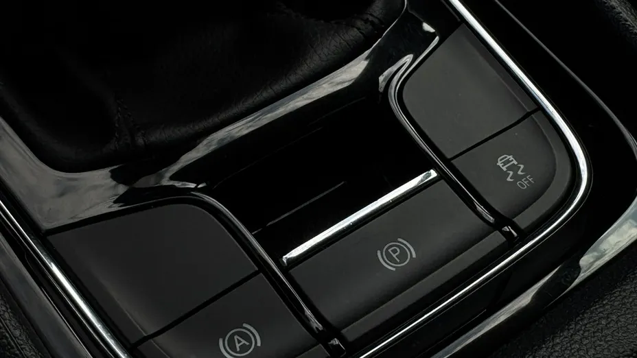 SKODA Karoq -