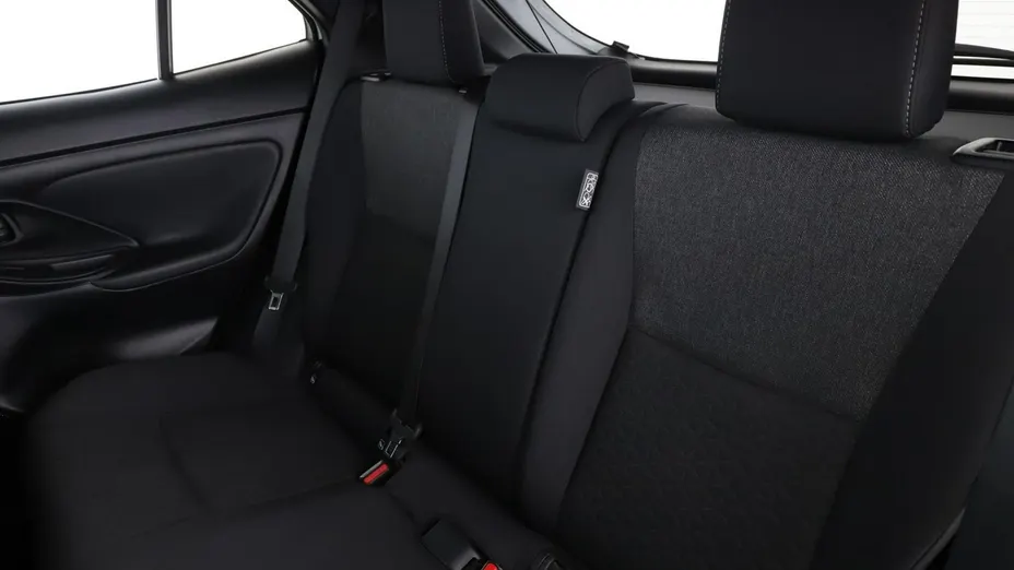 TOYOTA Yaris Cross -