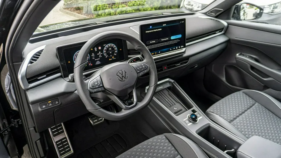 VOLKSWAGEN T-ROC -