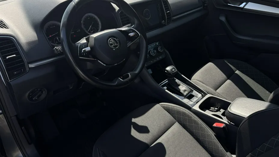 SKODA Karoq -