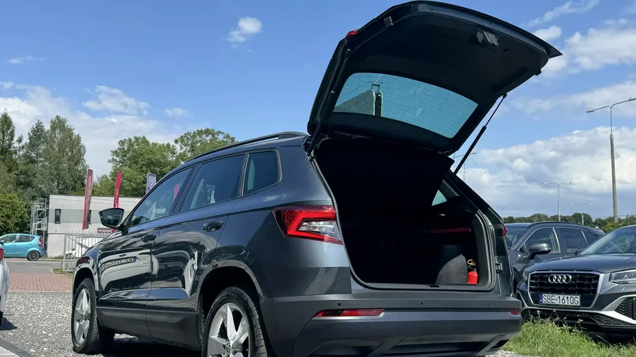 SKODA Karoq -