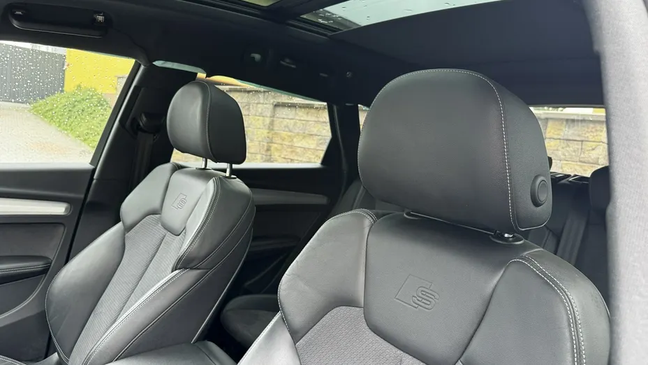 AUDI Q5 -