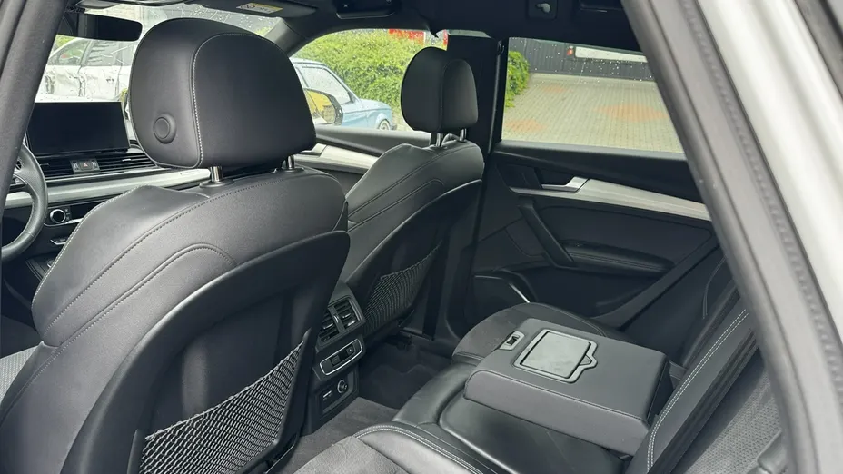 AUDI Q5 -