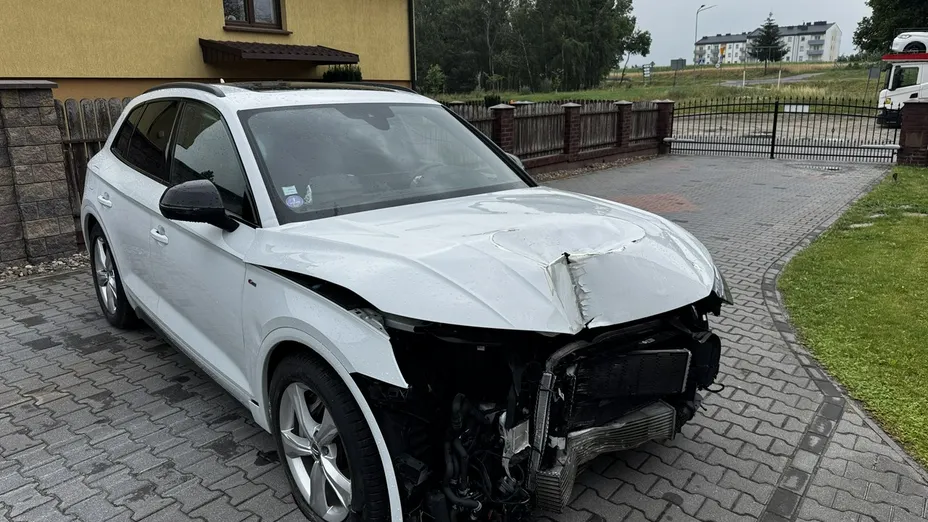 AUDI Q5 -