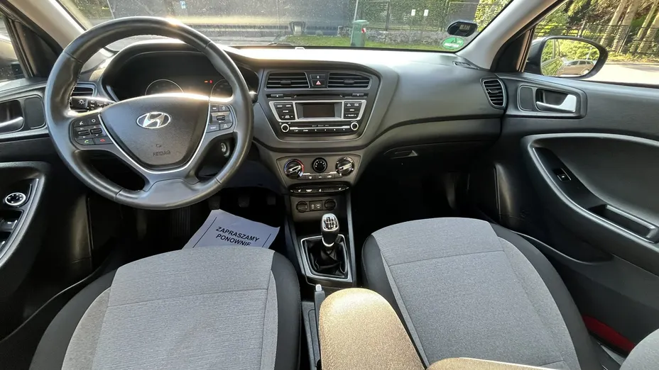 HYUNDAI i20 -