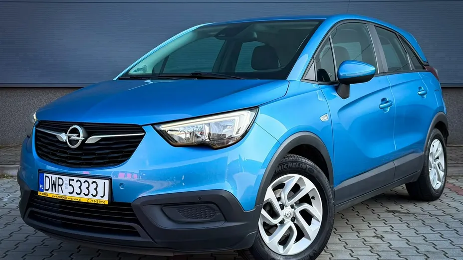 OPEL Crossland X -