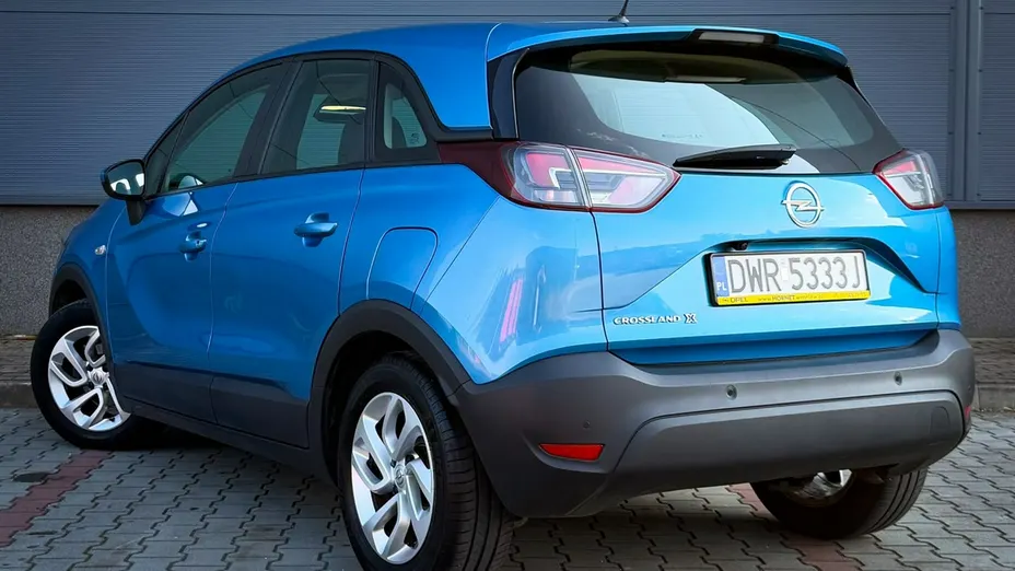 OPEL Crossland X -