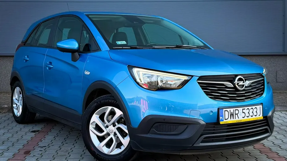 OPEL Crossland X -