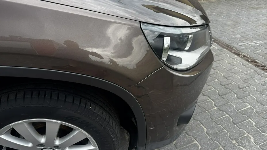 VOLKSWAGEN Tiguan -