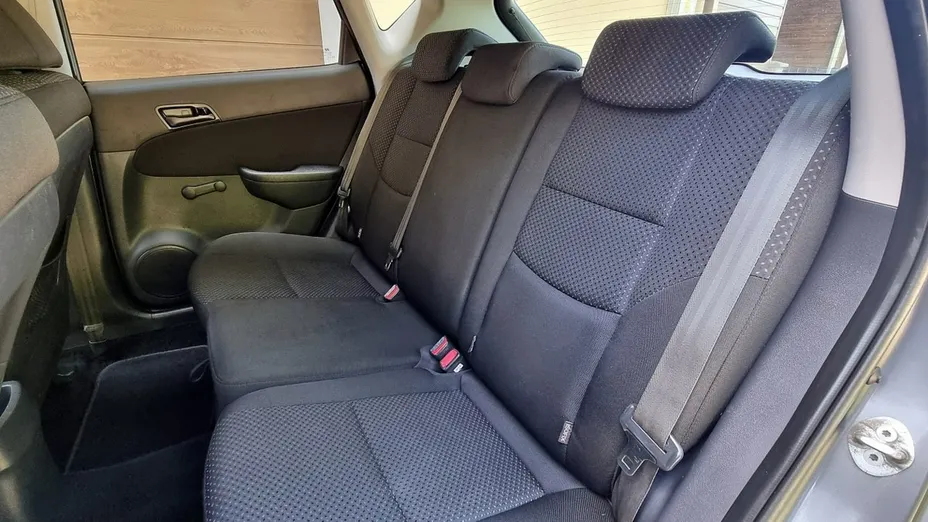 HYUNDAI i30 -