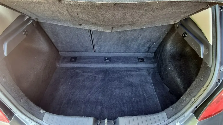HYUNDAI i30 -