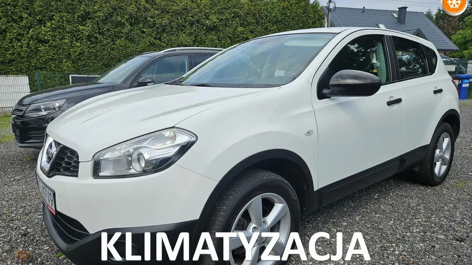 NISSAN Qashqai -