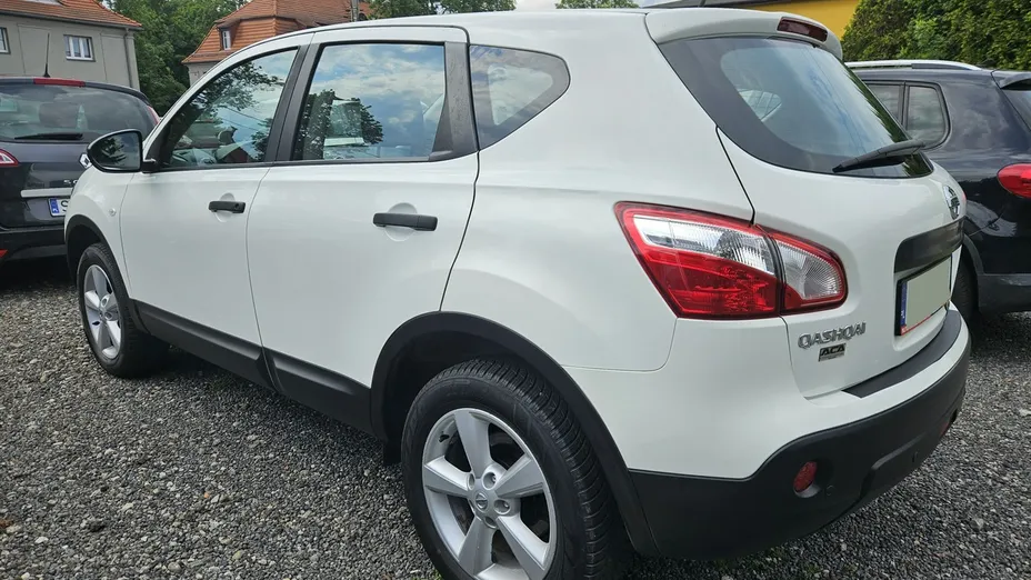 NISSAN Qashqai -