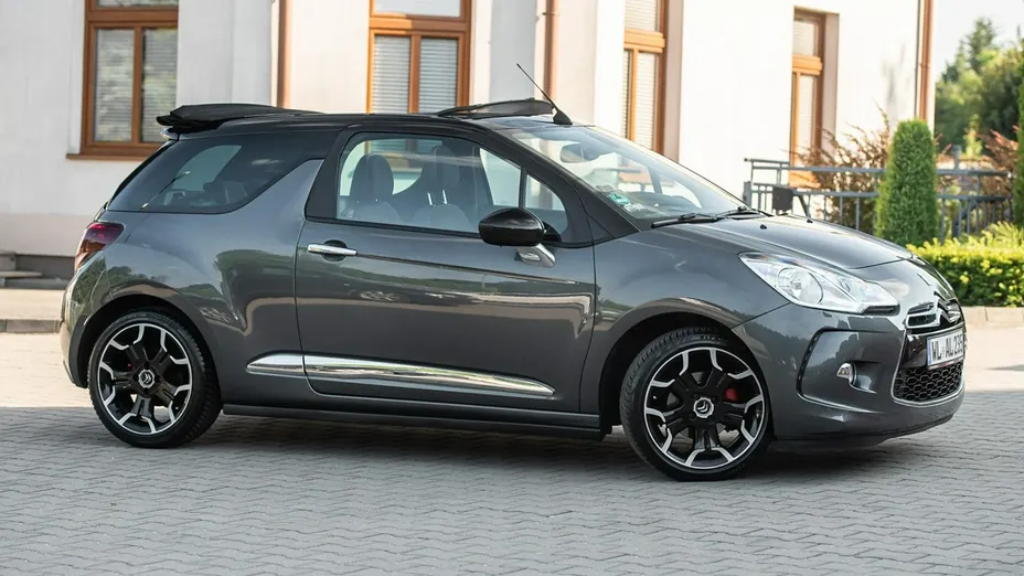 CITROEN DS3 -