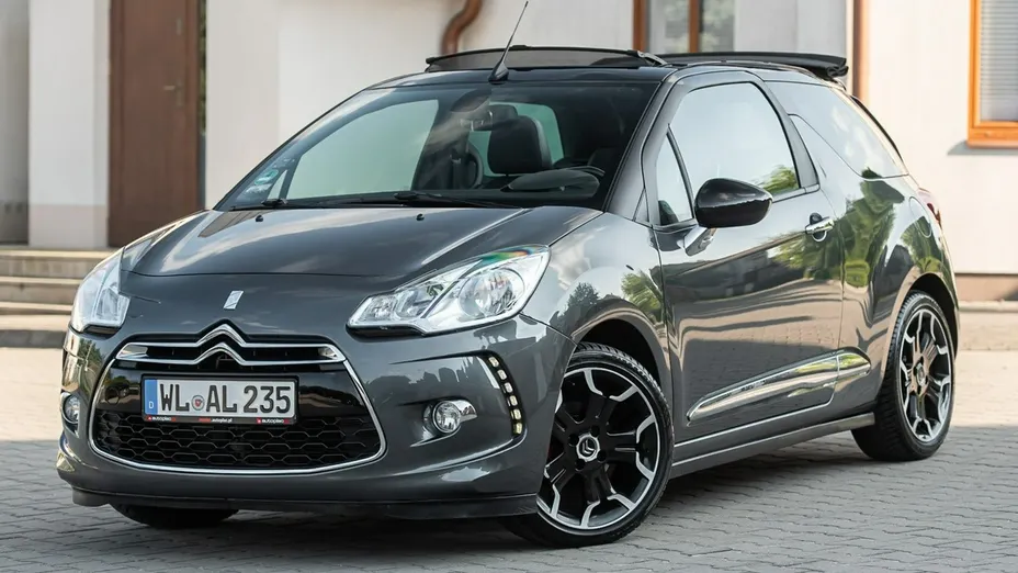 CITROEN DS3 -
