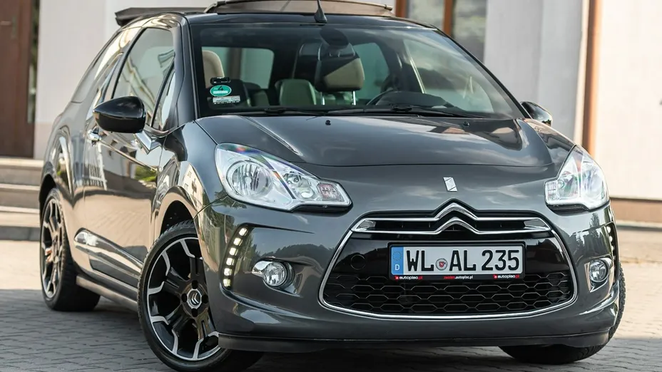 CITROEN DS3 -