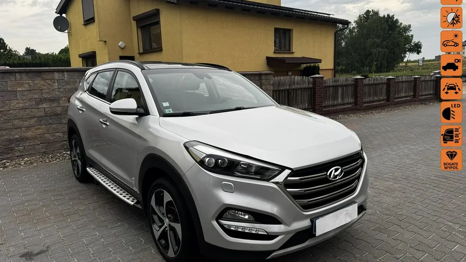 HYUNDAI Tucson -