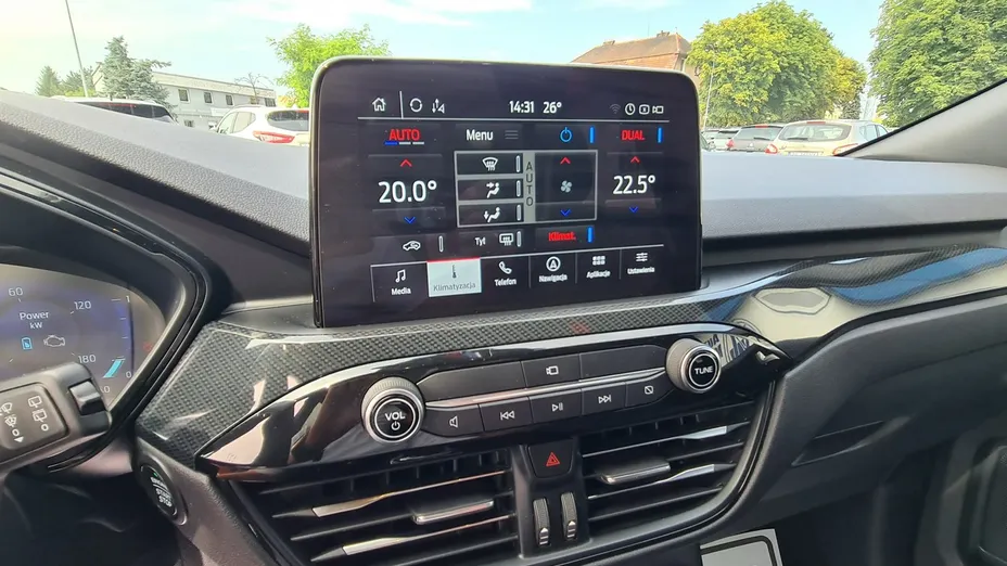 FORD Kuga -