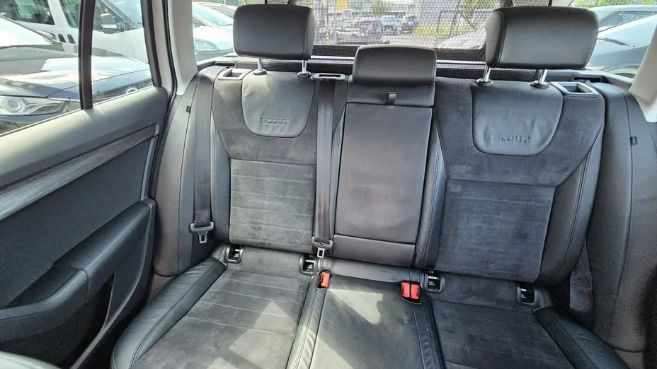 SKODA Octavia -