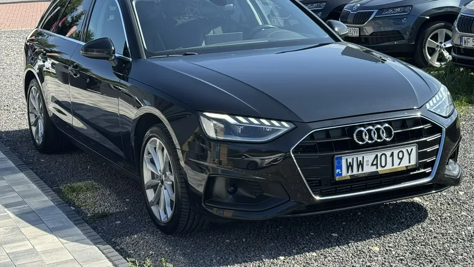 AUDI A4 -