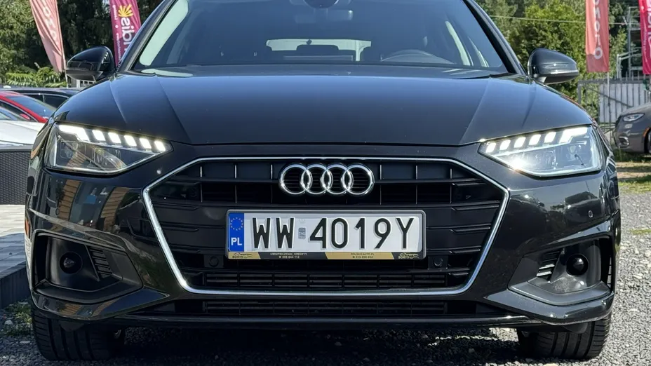 AUDI A4 -
