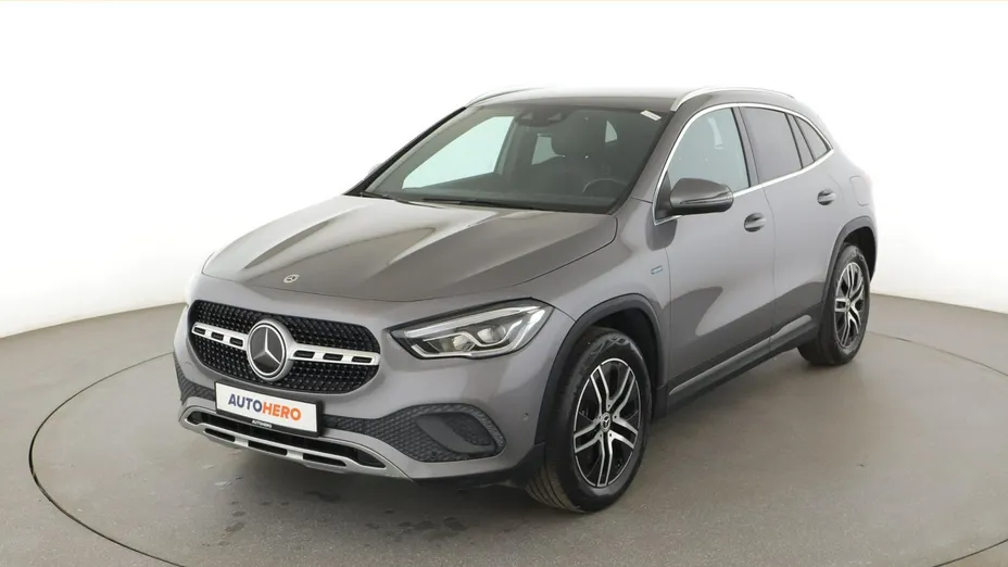 MERCEDES-BENZ GLA -
