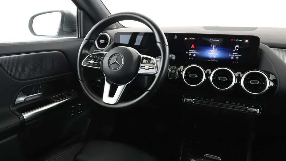 MERCEDES-BENZ GLA -