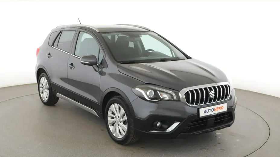 SUZUKI S-Cross -