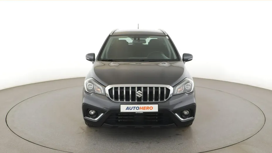 SUZUKI S-Cross -