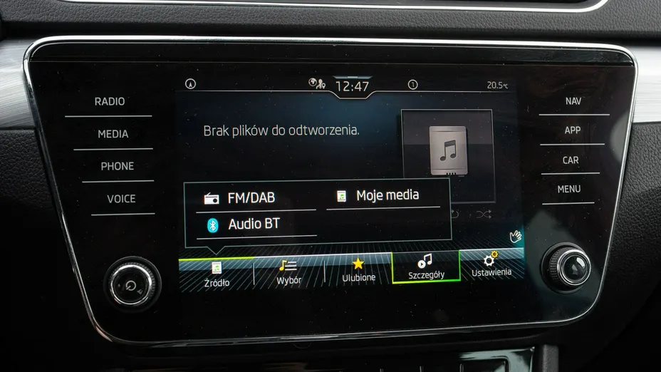 SKODA Superb -