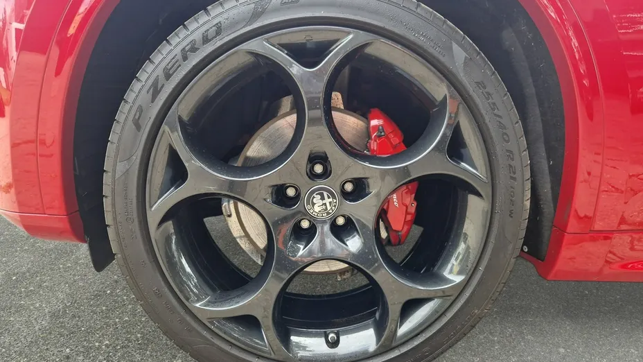 ALFA ROMEO Stelvio -