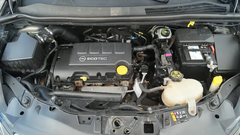 OPEL Corsa -