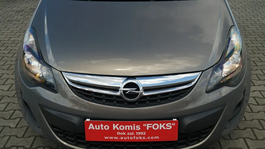 OPEL Corsa -