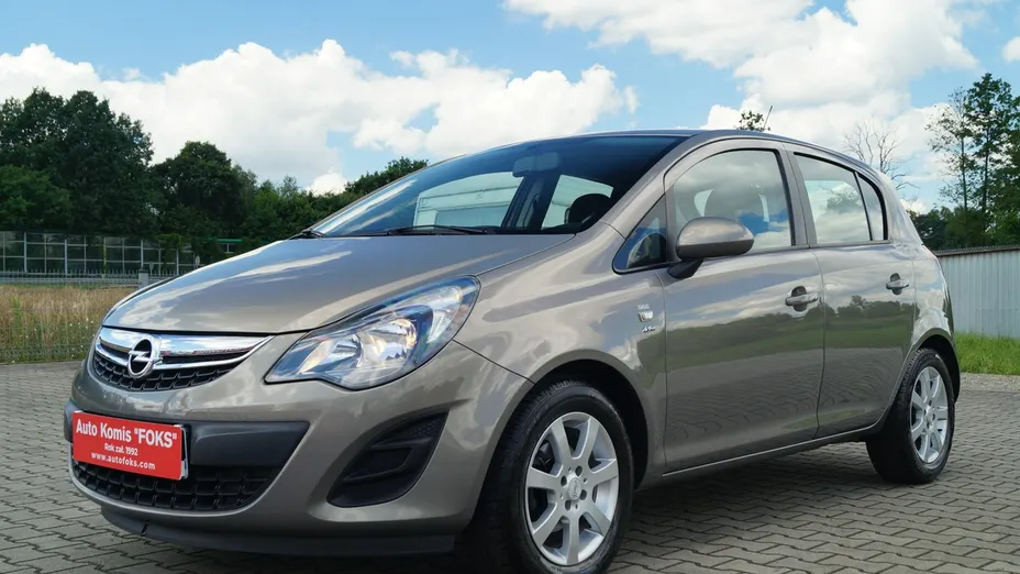 OPEL Corsa -
