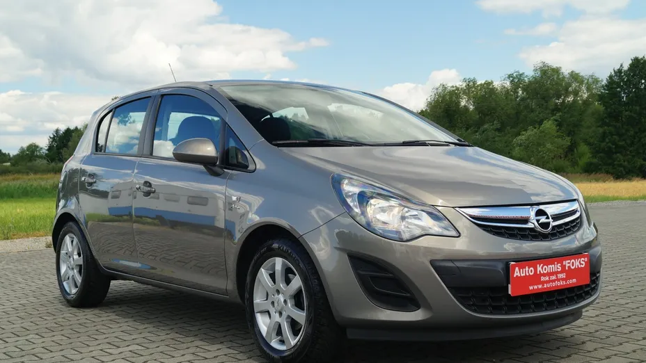 OPEL Corsa -