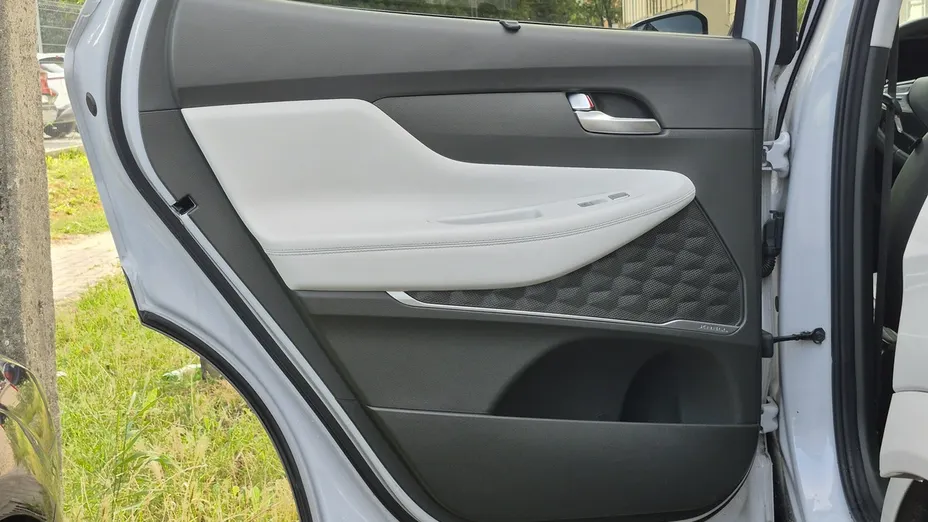 HYUNDAI Santa Fe -