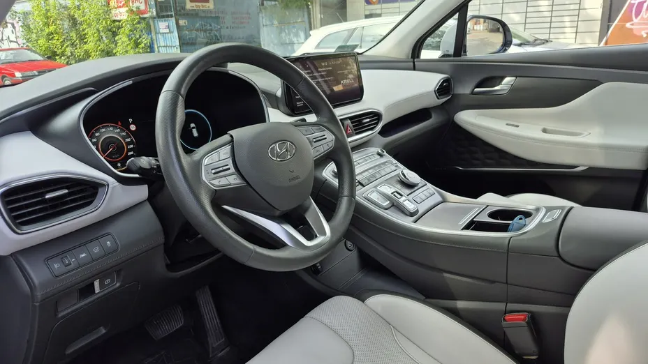 HYUNDAI Santa Fe -