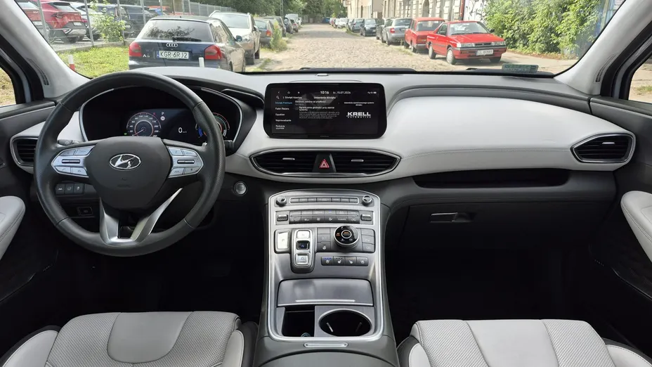 HYUNDAI Santa Fe -