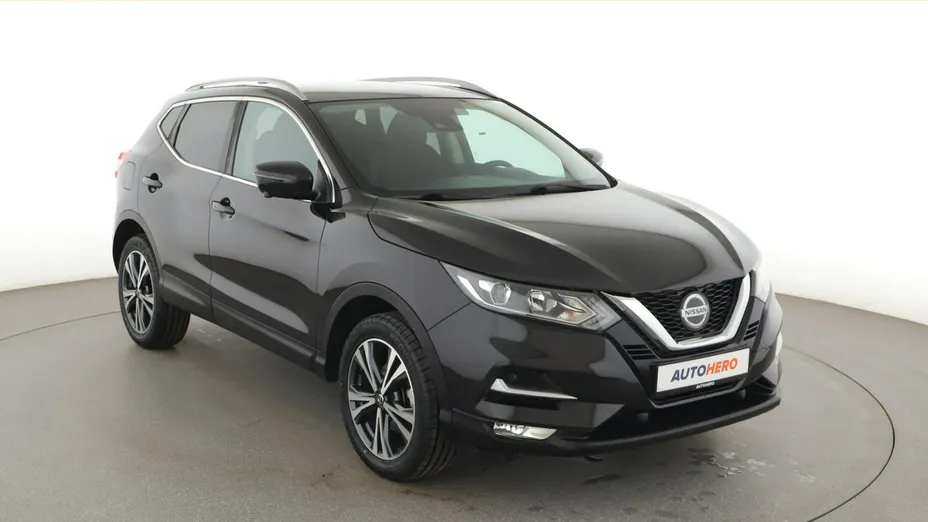 NISSAN Qashqai -