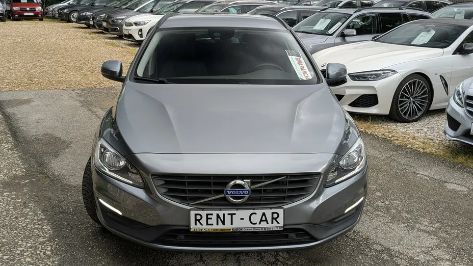 VOLVO V60 -