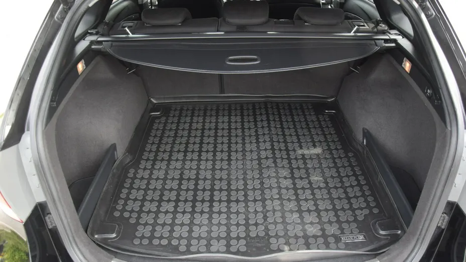 HYUNDAI i40 -