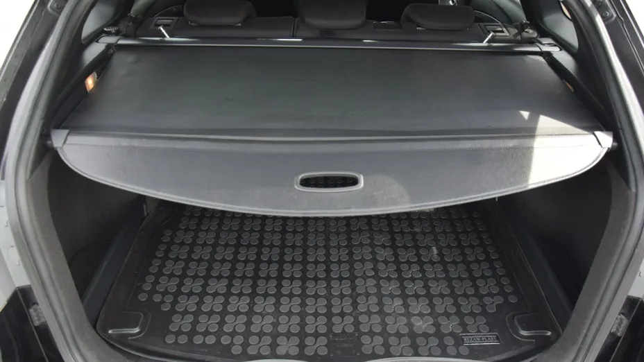 HYUNDAI i40 -
